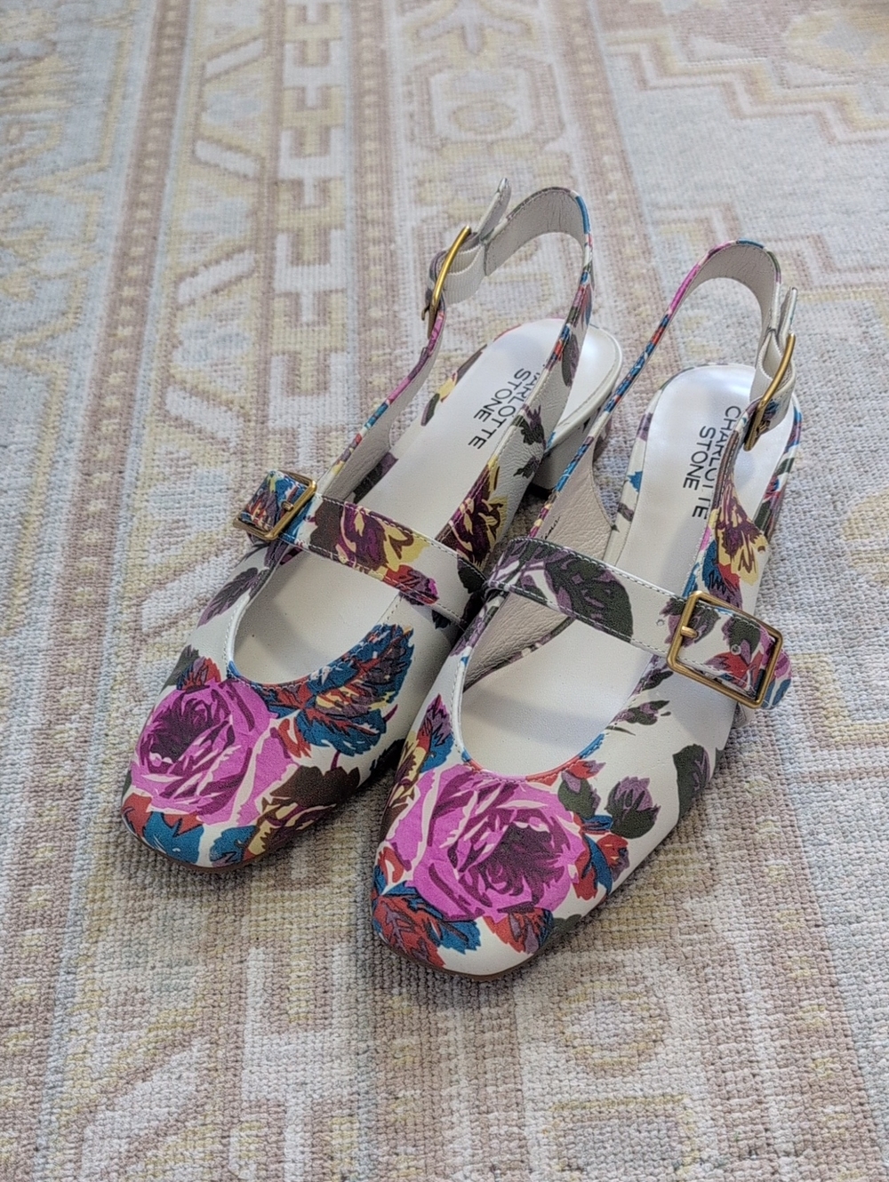 Charlotte Stone Rose in Damask